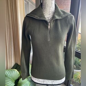 Sutton studio (Bloomingdale's brand) size S/P NWOT